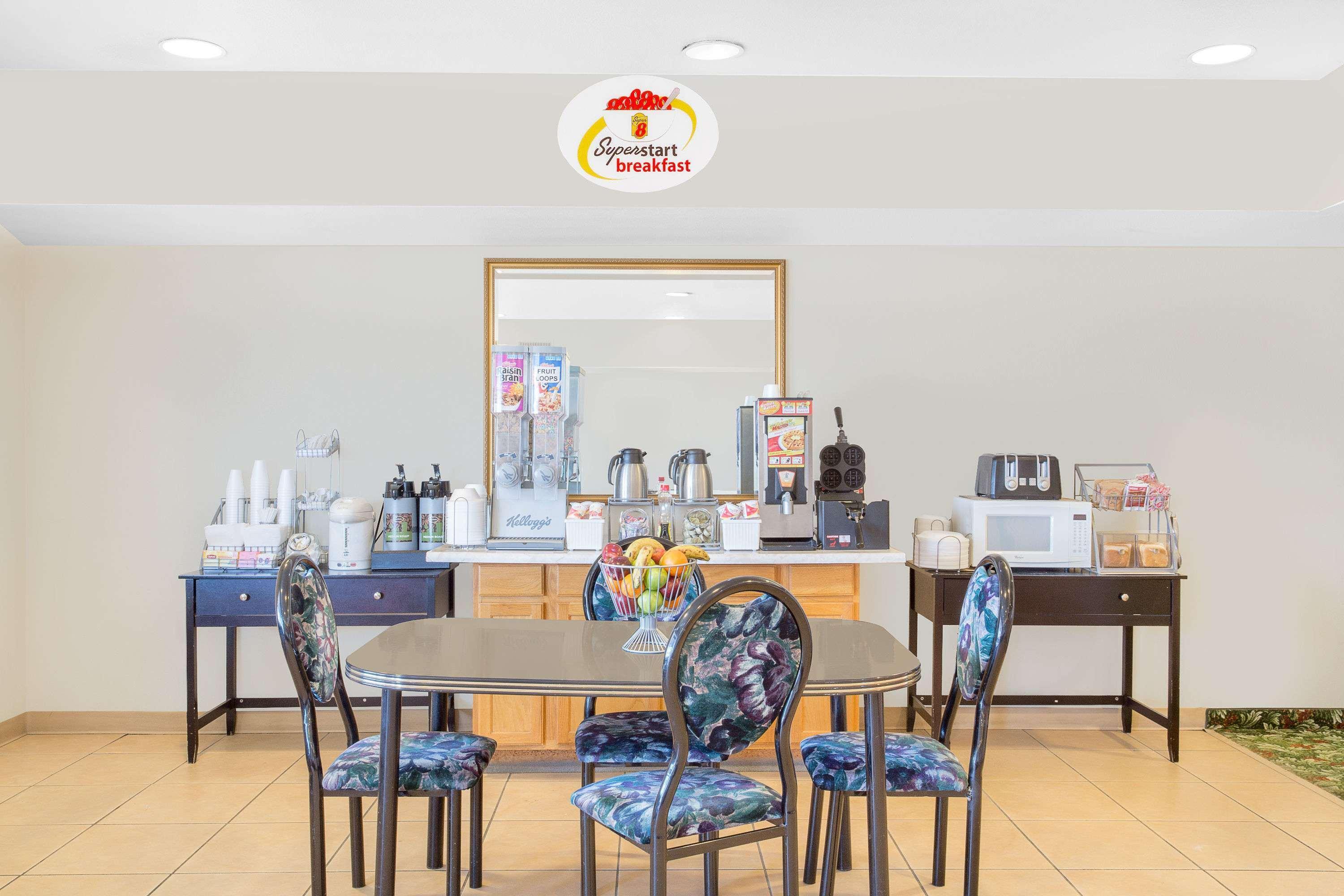 Super 8 By Wyndham Quartzsite Az Otel Dış mekan fotoğraf