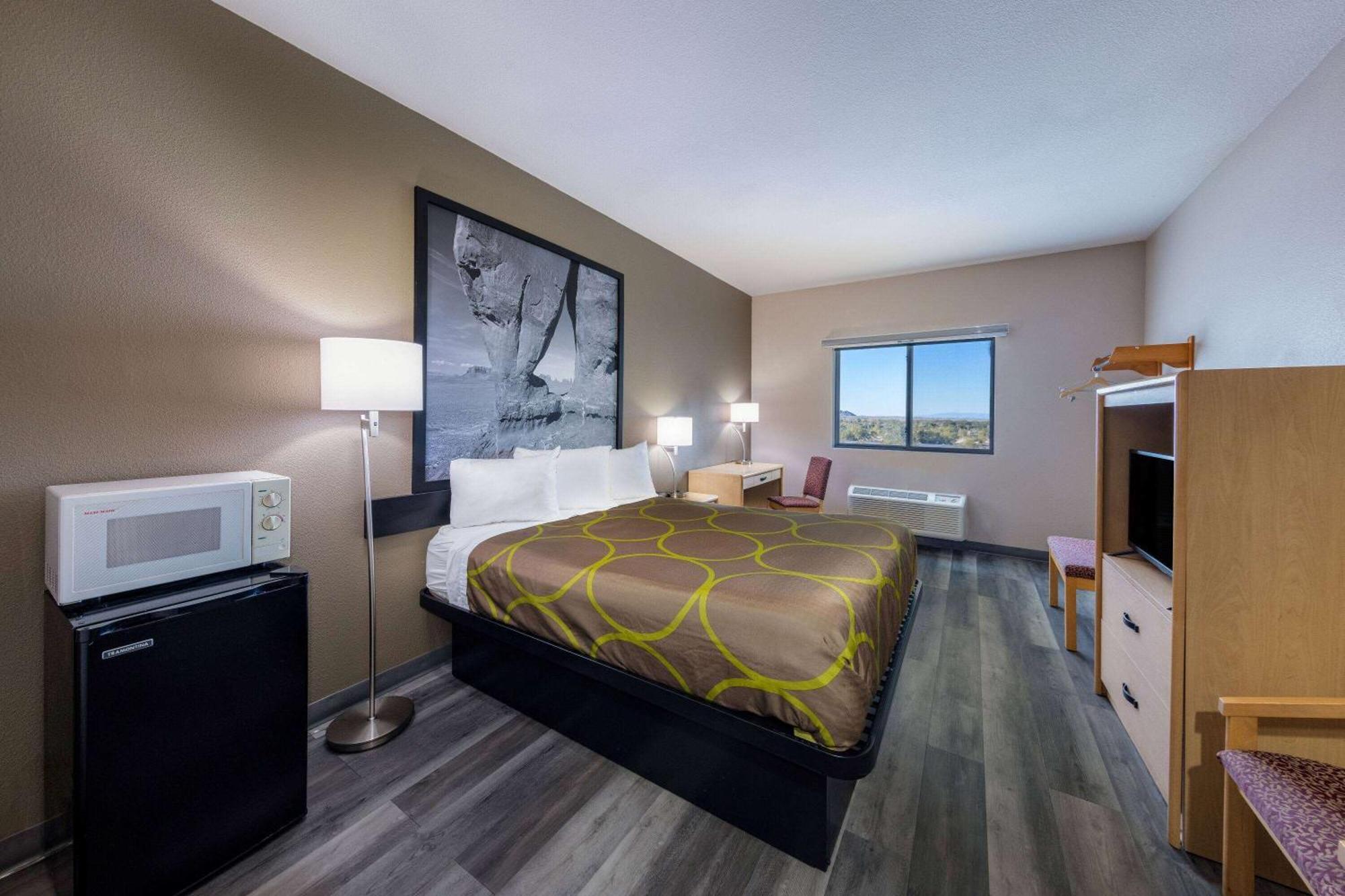 Super 8 By Wyndham Quartzsite Az Otel Dış mekan fotoğraf