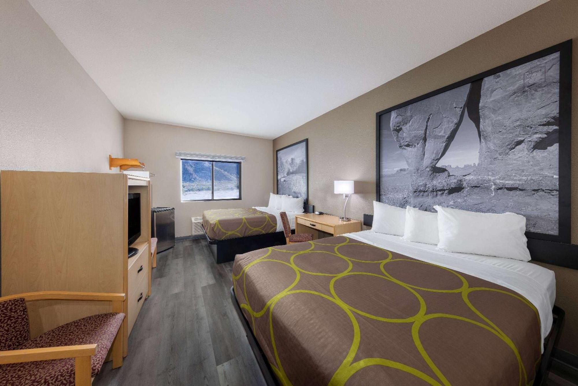 Super 8 By Wyndham Quartzsite Az Otel Dış mekan fotoğraf