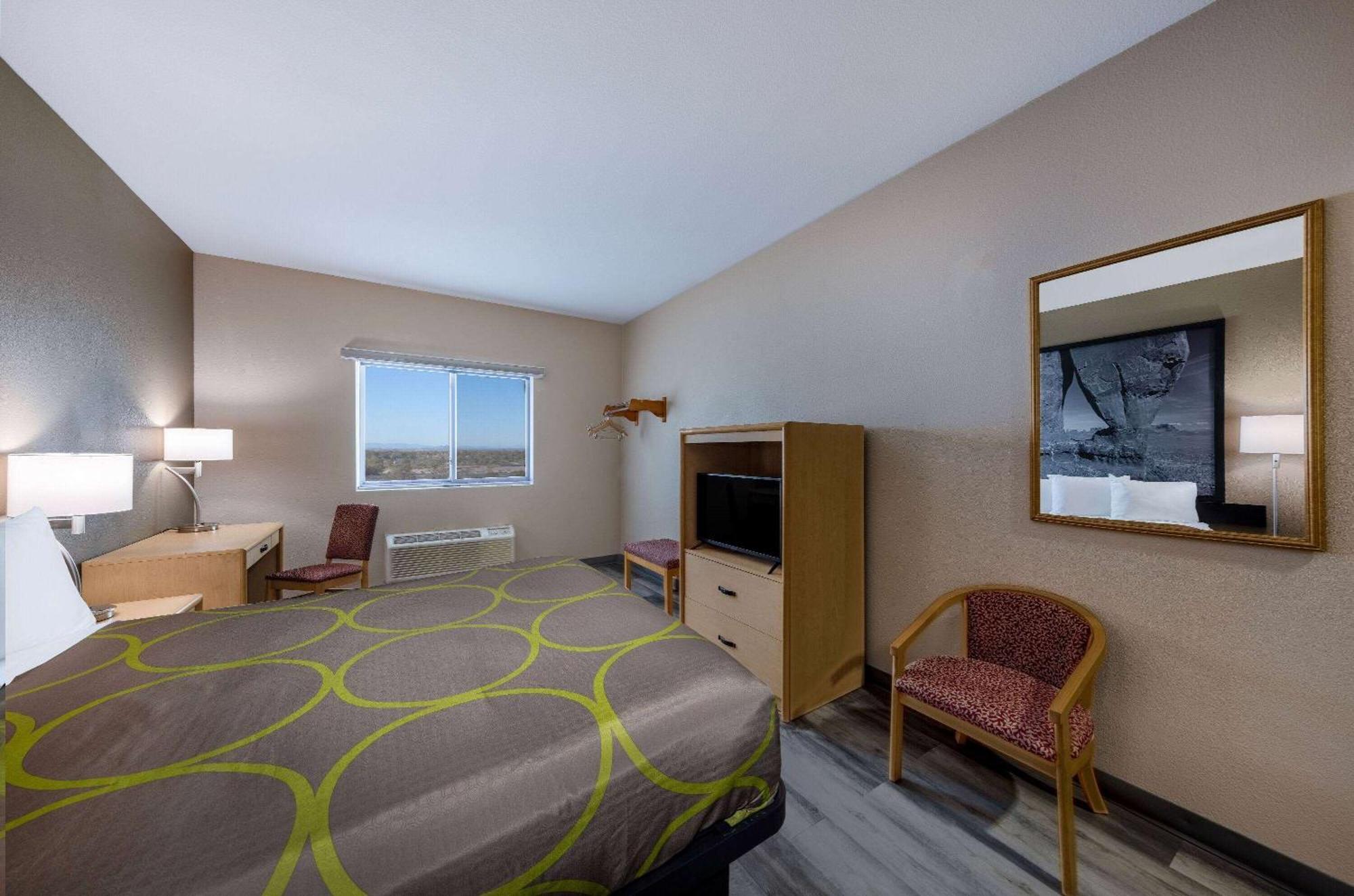 Super 8 By Wyndham Quartzsite Az Otel Dış mekan fotoğraf
