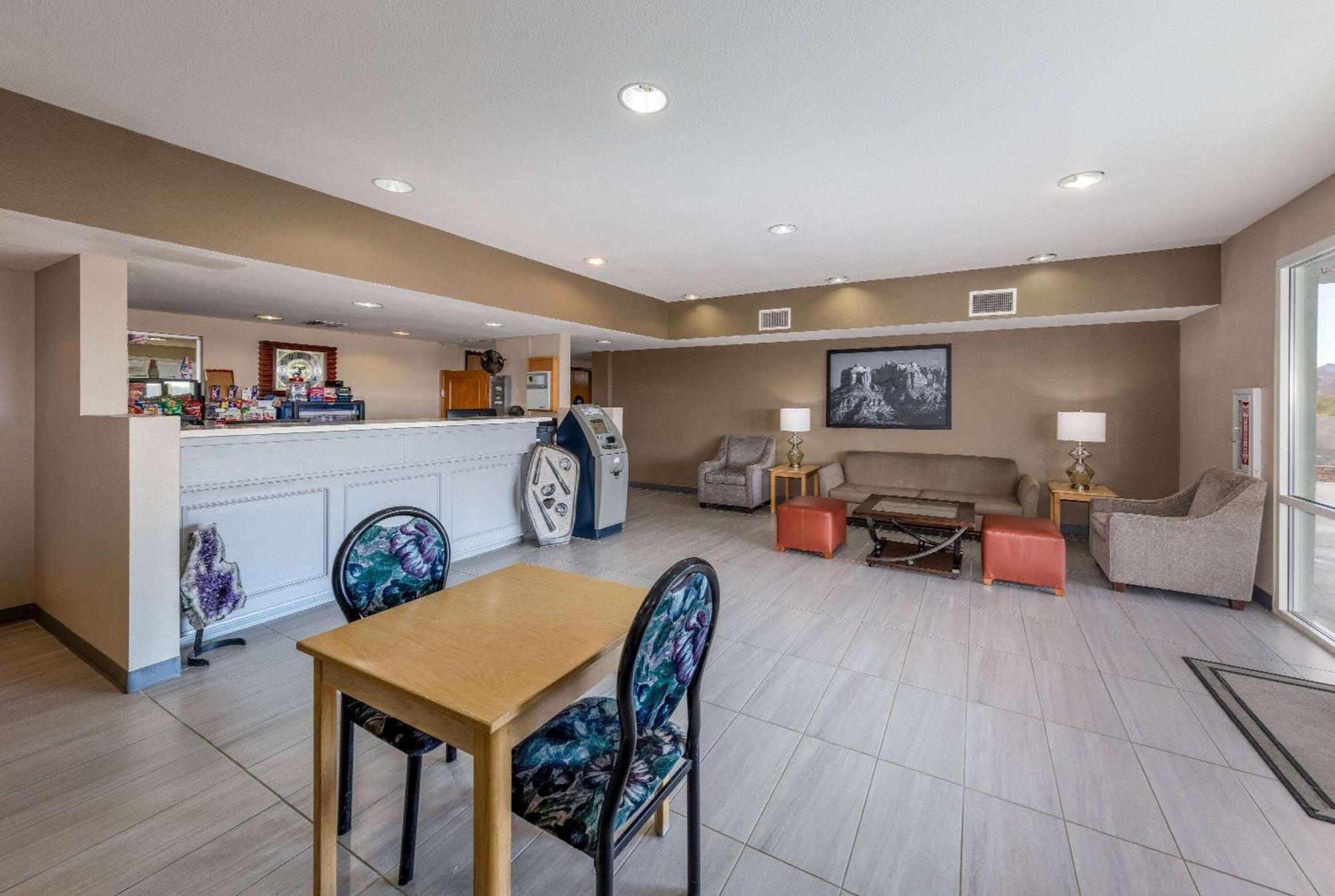 Super 8 By Wyndham Quartzsite Az Otel Dış mekan fotoğraf