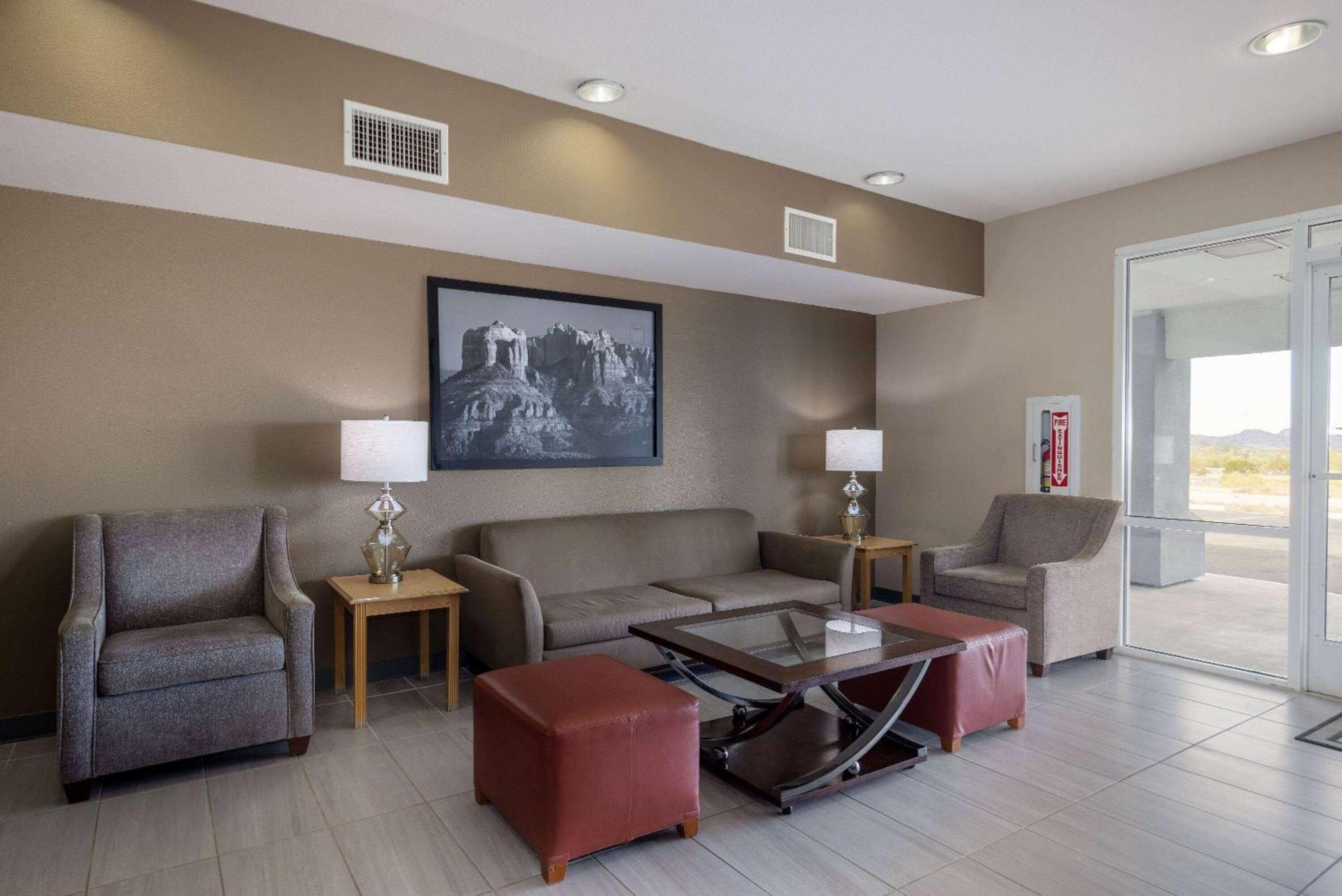 Super 8 By Wyndham Quartzsite Az Otel Dış mekan fotoğraf